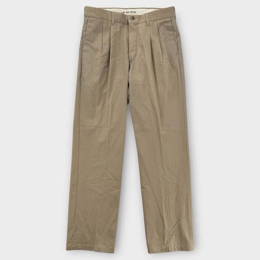 Lee No Iron Pants Mens 34x32 Relaxed Fit Pleated Khaki Cotton‎ Chino Slacks NWT
